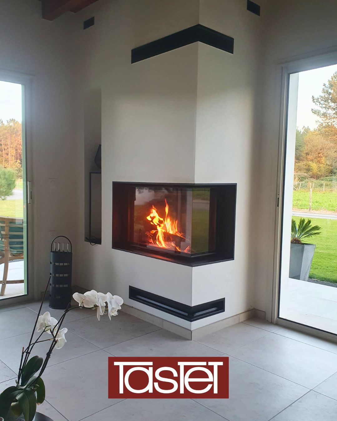 Installation d'un foyer à bois  IMPRESSION R2G 83.60.34.21